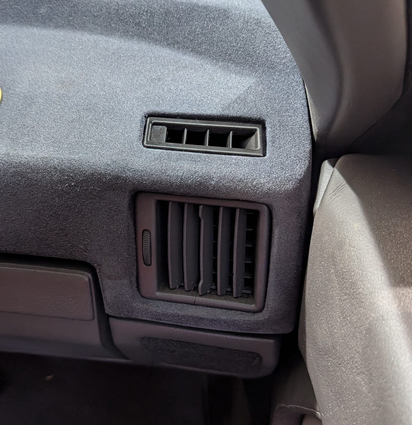 Reproduction vent installed in vehicle dashboard